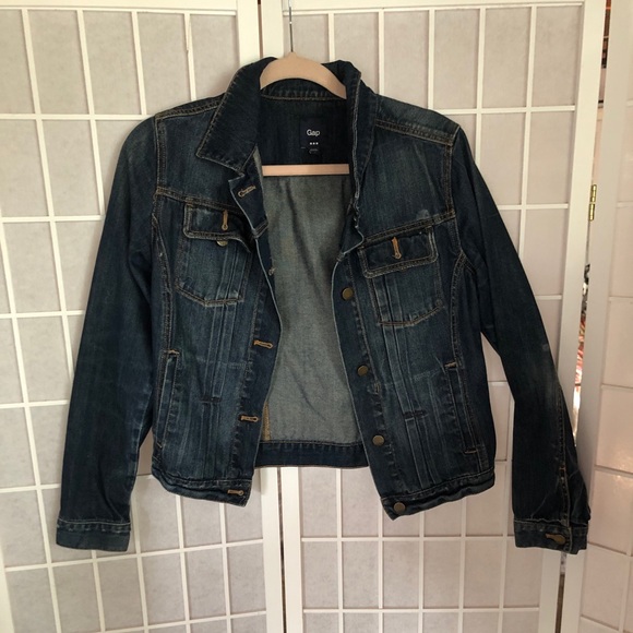 GAP Jackets & Blazers - GAP denim jacket EUC